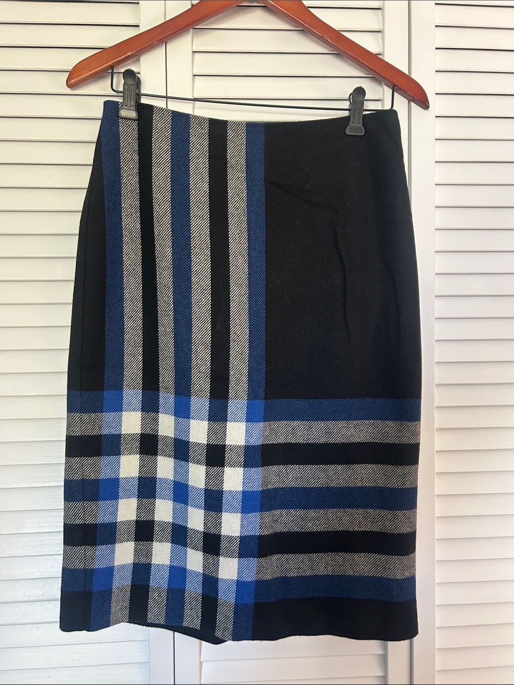 Talbots Black, Blue and White Plaid Pencil Skirt
